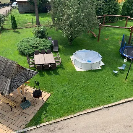 Semesteranläggning (resort) Osrodek Wypoczynku Dziubas Jan - 500 M Od Stacji Narciarskiej Kaniowka